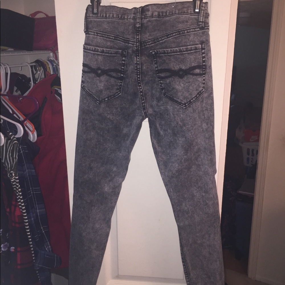 Black and white acid washed jeans with a grey look